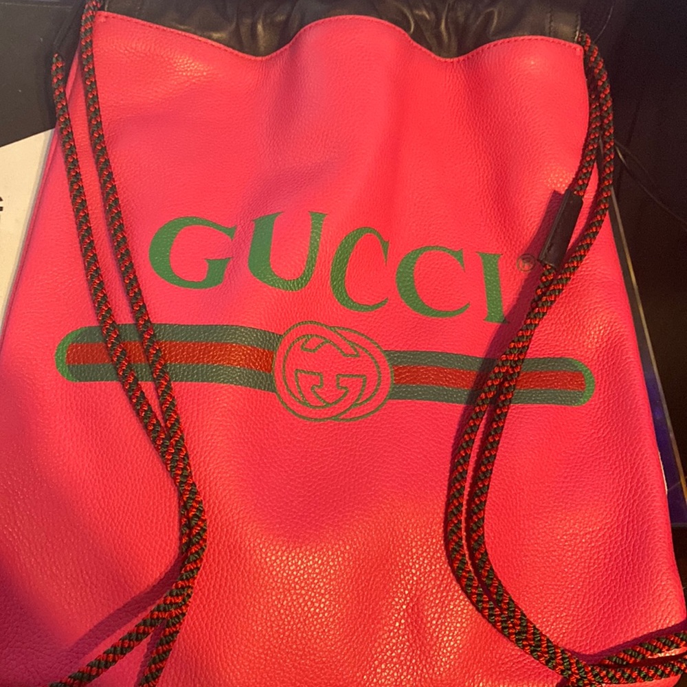 Gucci Pink Logo Wallet Drawstring backpack
